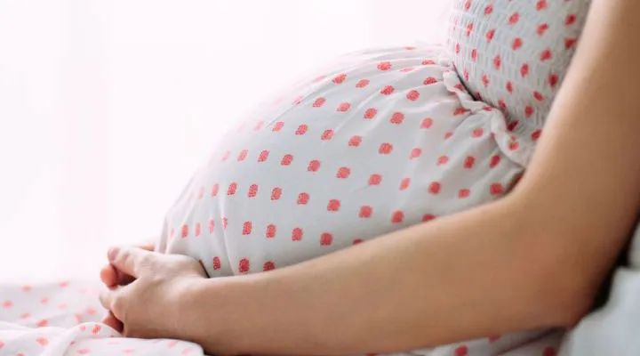 「专治各种不孕」在玛丽开启人生的新篇章——怀孕生子！