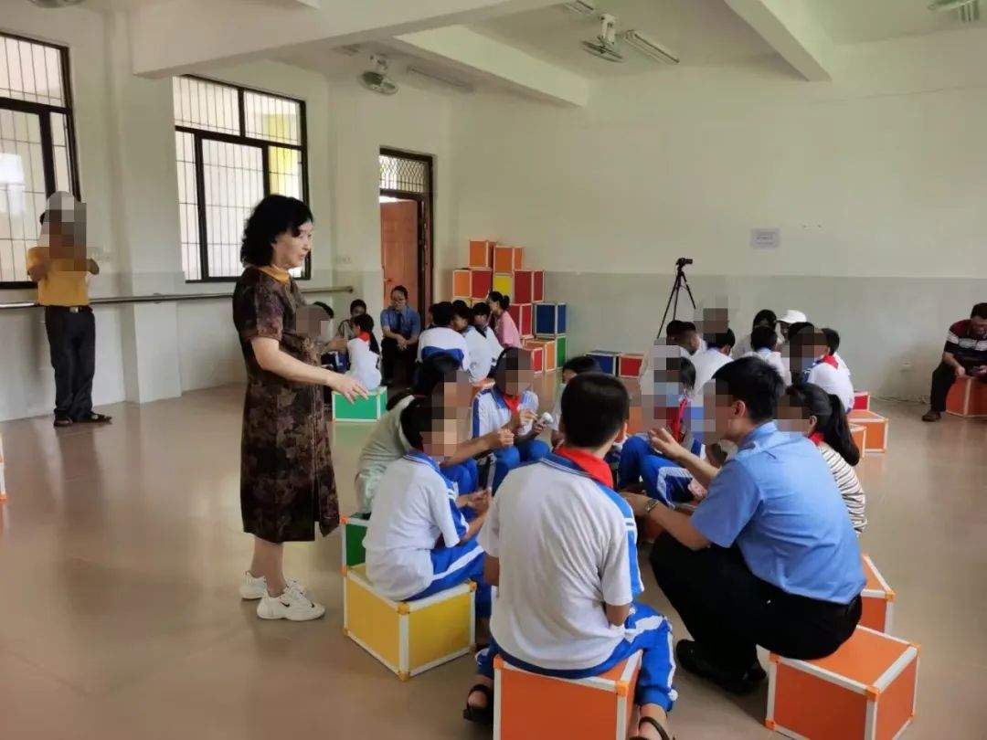 报名啦！我要去玛丽星光青少年成长营“同专家一起玩”