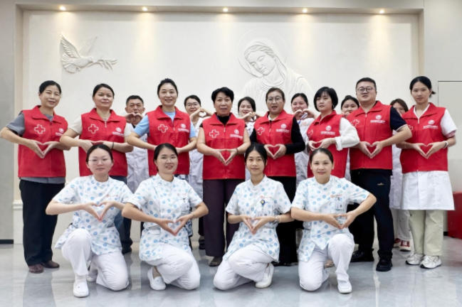 “你是引路的灯塔”：来访者深情点赞海口玛丽医院临床心理科的专业治疗与人文关怀